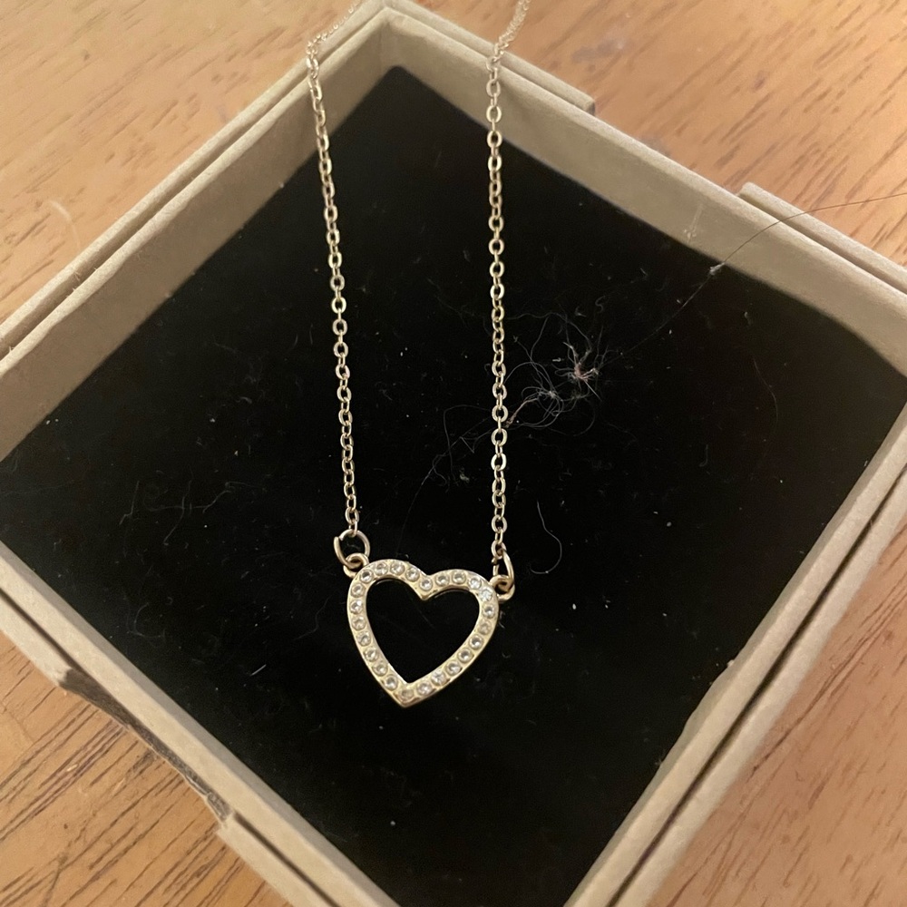 Elegant Gold Heart Necklace